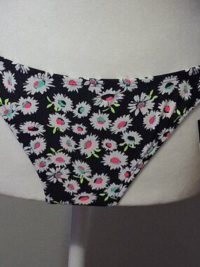 Elegant Daisy Floral Bikini Bottom